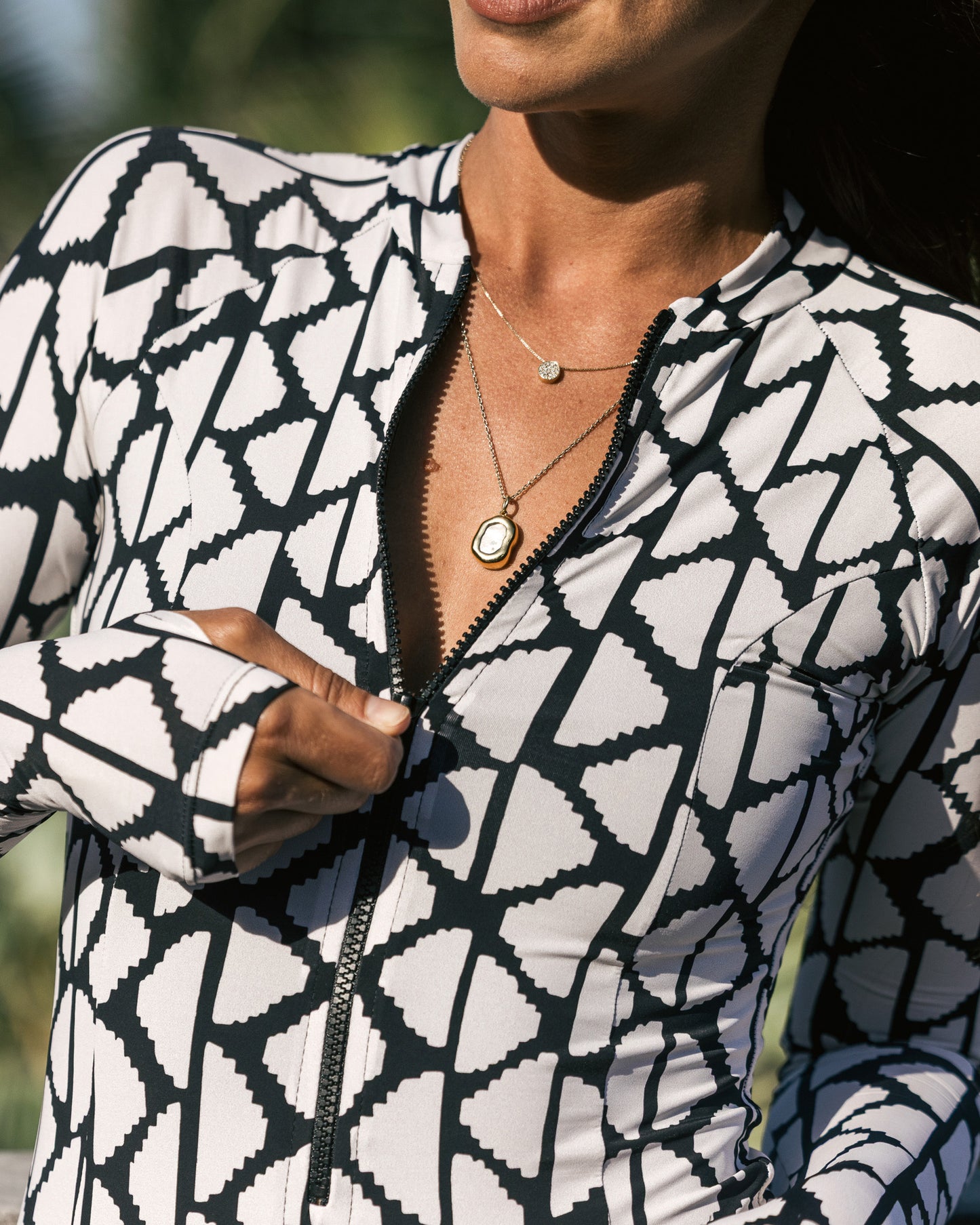 Maiô Manga Longa Lily Geometric